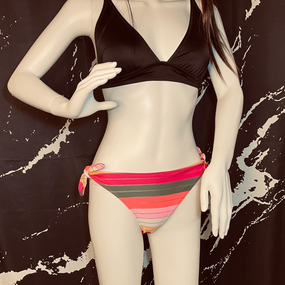 Contemporary Tie Side bikini bottoms